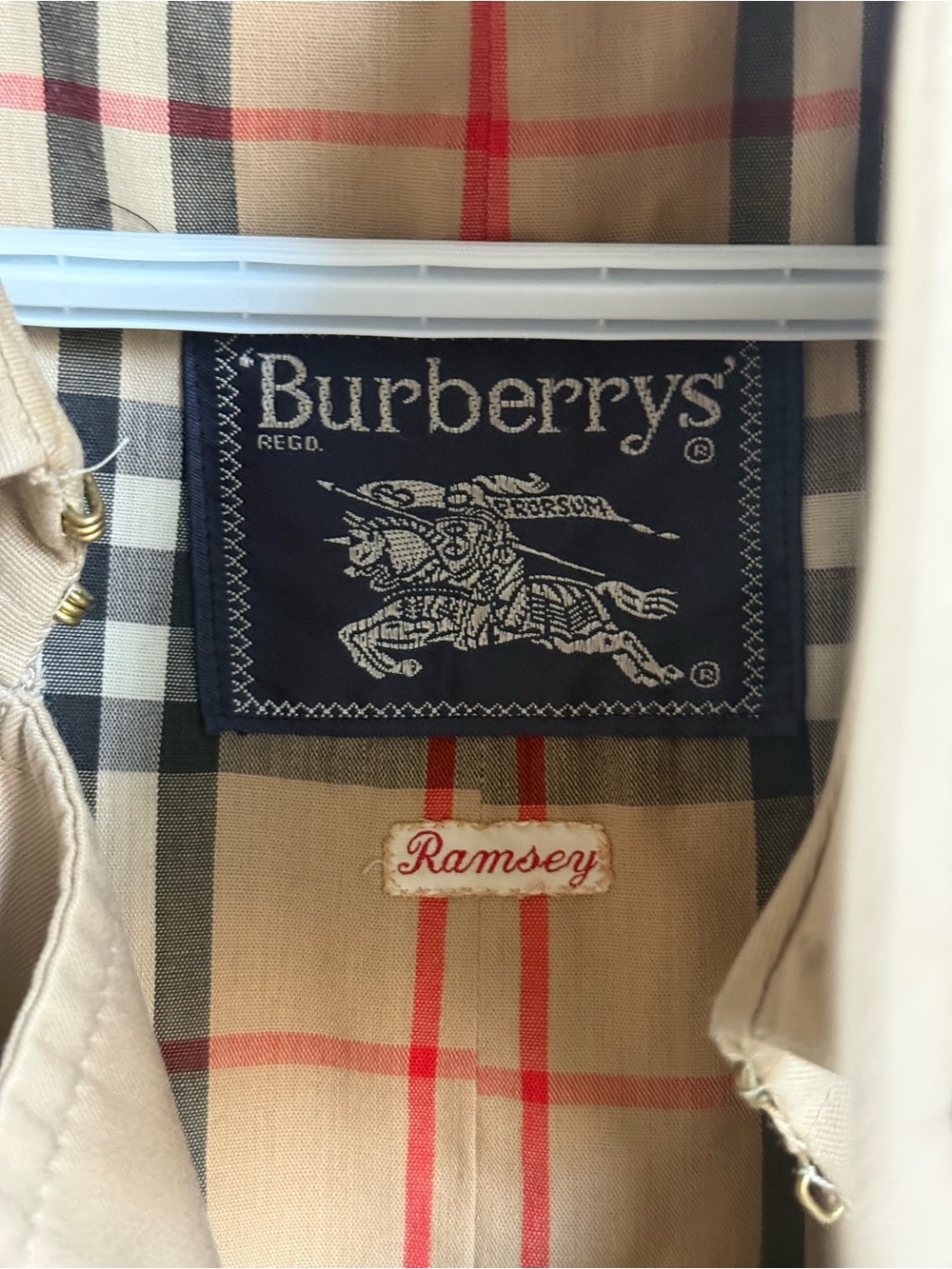 Vintage Burberrys Trench Coat - Picture 3 of 11